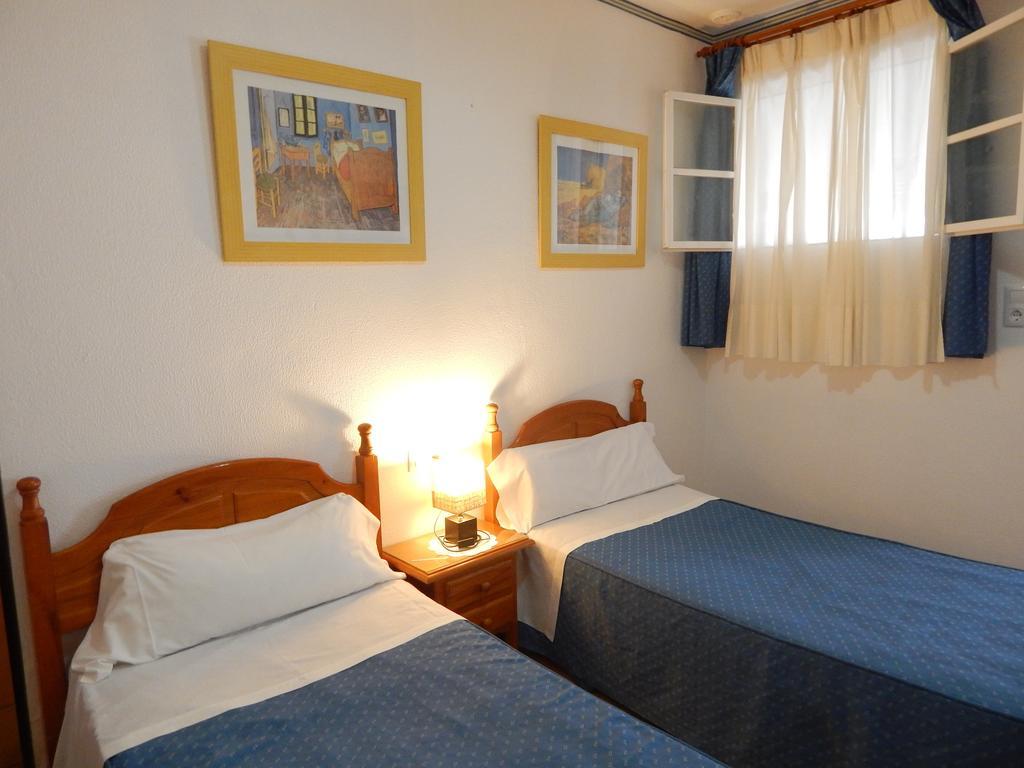 Hostal Fantoni Cadiz Bilik gambar