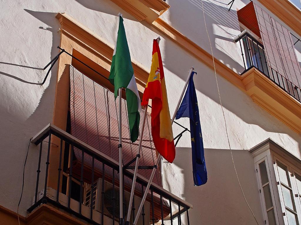 Hostal Fantoni Cadiz Luaran gambar