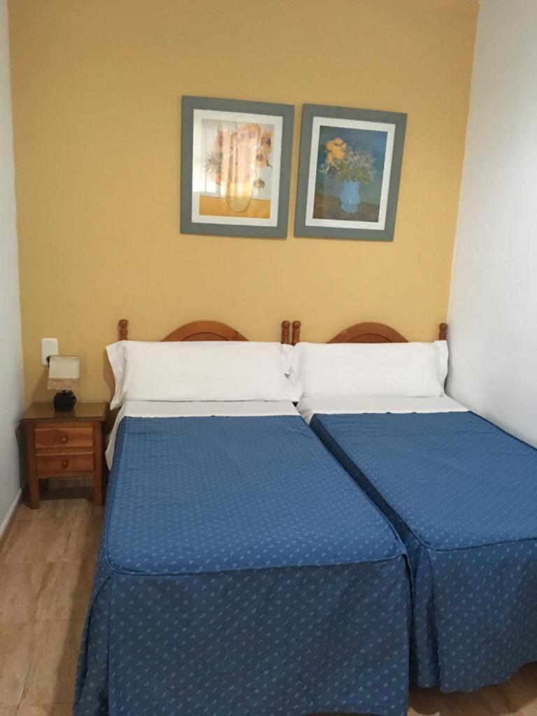 Hostal Fantoni Cadiz Luaran gambar