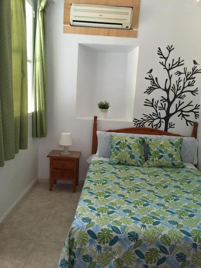 Hostal Fantoni Cadiz Luaran gambar