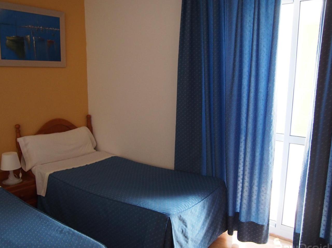 Hostal Fantoni Cadiz Luaran gambar